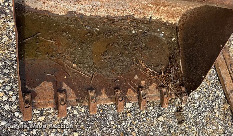 image for item EH7465 2005 Bobcat MT55 compact utility loader