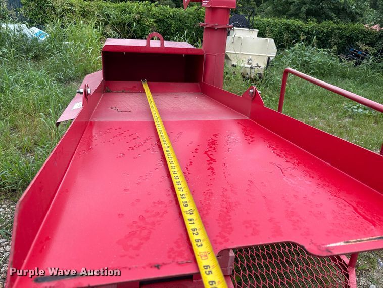 image for item EJ7650 TurfMaker straw blower