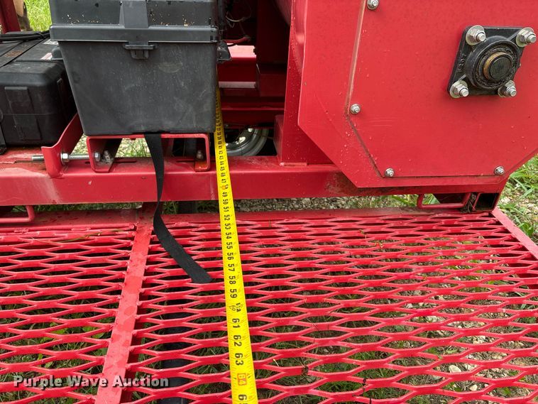 image for item EJ7650 TurfMaker straw blower