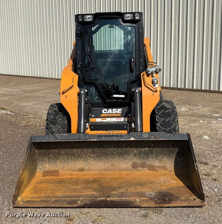 image for item EJ7657 2023 Case SV280B skid steer loader