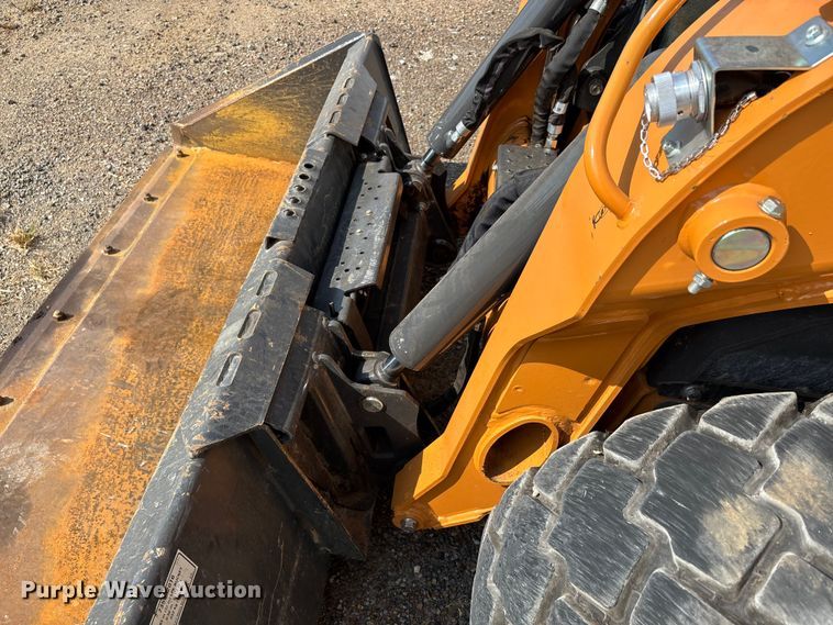 image for item EJ7657 2023 Case SV280B skid steer loader