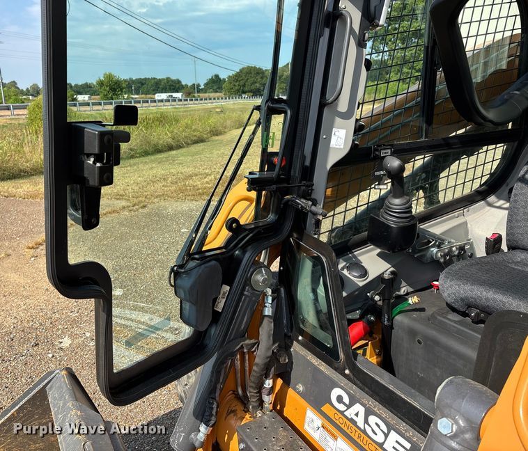 image for item EJ7657 2023 Case SV280B skid steer loader