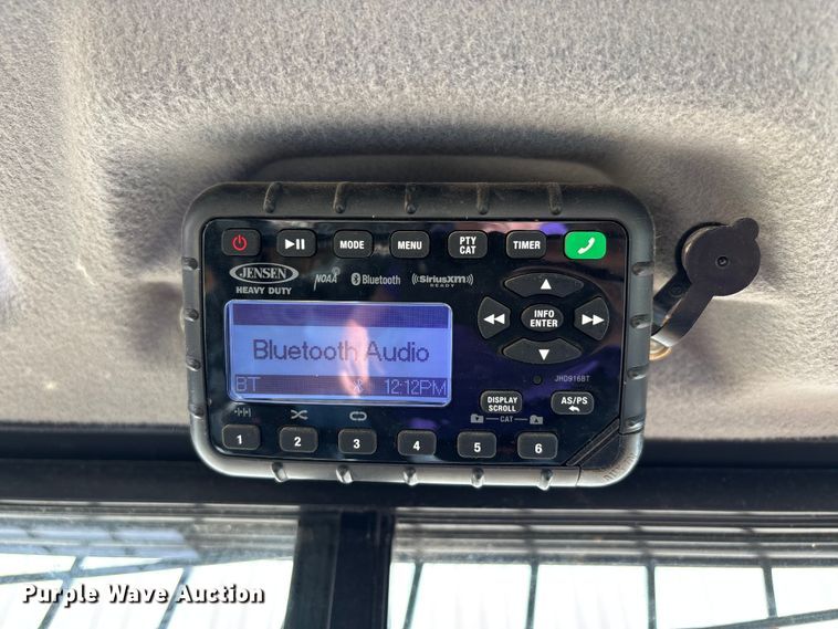 image for item EJ7657 2023 Case SV280B skid steer loader