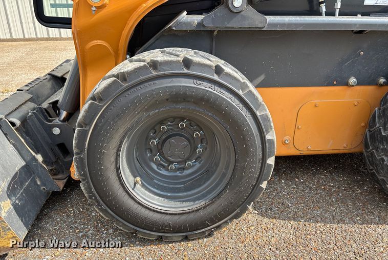 image for item EJ7657 2023 Case SV280B skid steer loader