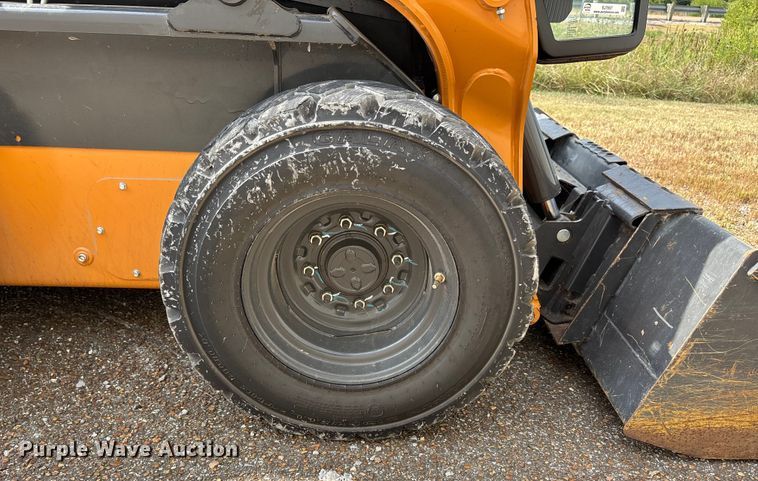 image for item EJ7657 2023 Case SV280B skid steer loader