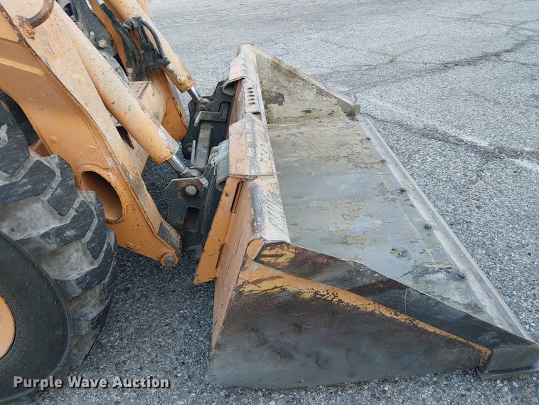 image for item EL6111 2011 Case SR220 skid steer loader