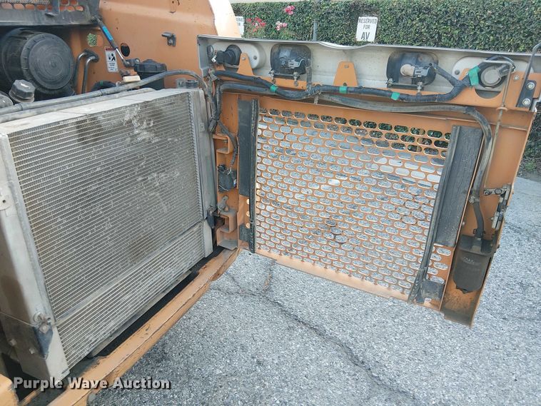 image for item EL6111 2011 Case SR220 skid steer loader