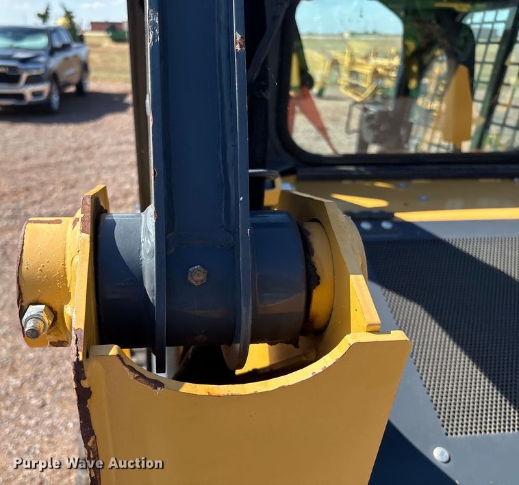 image for item EM0593 2017 John Deere 317G tracked skid steer loader