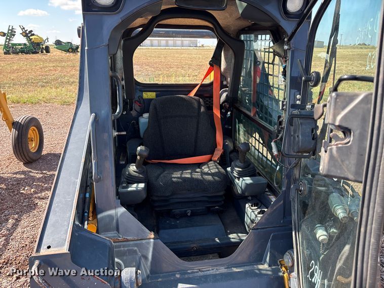 image for item EM0593 2017 John Deere 317G tracked skid steer loader