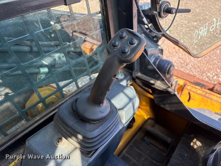 image for item EM0593 2017 John Deere 317G tracked skid steer loader