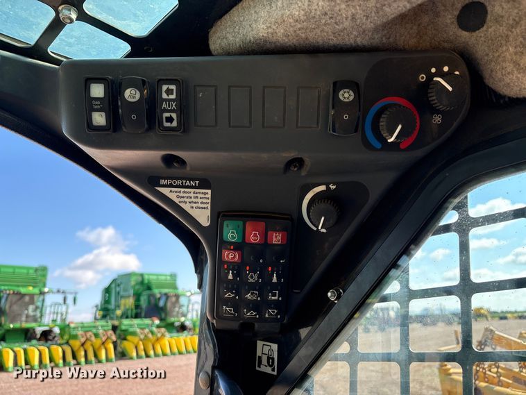 image for item EM0593 2017 John Deere 317G tracked skid steer loader