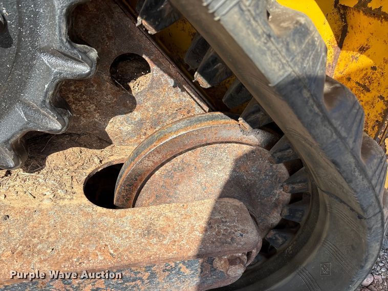 image for item EM0593 2017 John Deere 317G tracked skid steer loader