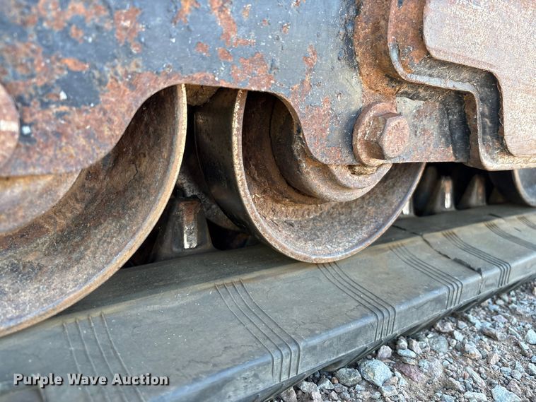 image for item EM0593 2017 John Deere 317G tracked skid steer loader