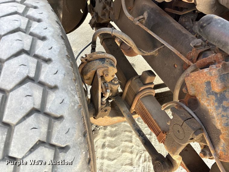 image for item EM2358 2000 Sterling Truck L9513 flatbed truck