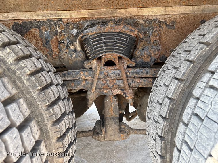 image for item EM2358 2000 Sterling Truck L9513 flatbed truck