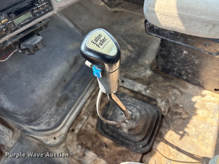 image for item EM2358 2000 Sterling Truck L9513 flatbed truck