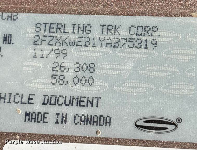 image for item EM2358 2000 Sterling Truck L9513 flatbed truck