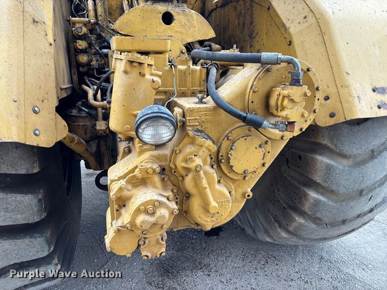 image for item EM5059 1977 Caterpillar 631D water wagon