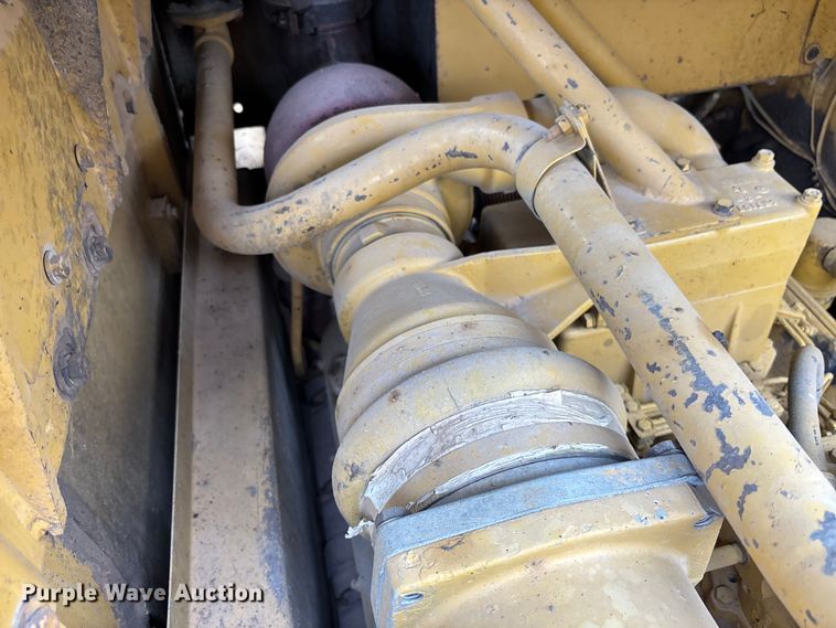 image for item EM5059 1977 Caterpillar 631D water wagon