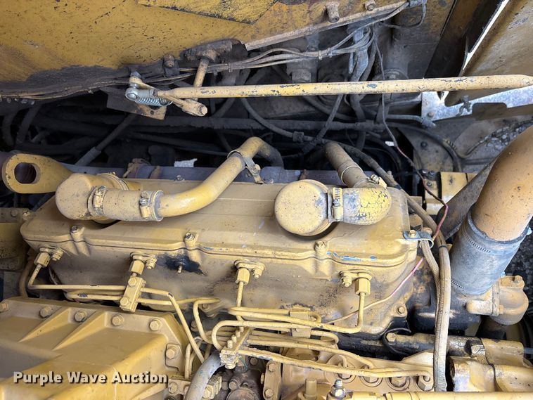 image for item EM5059 1977 Caterpillar 631D water wagon