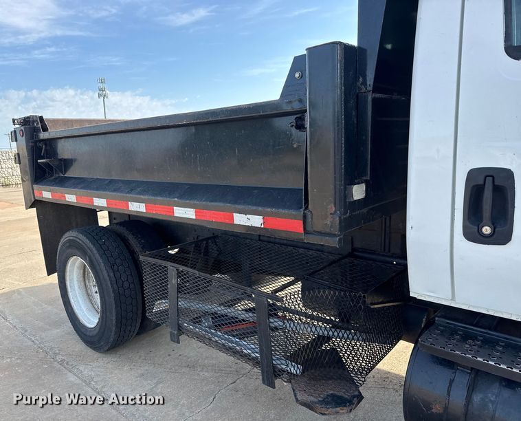 image for item EM8094 2005 International 4300 SBA 4x2 dump truck