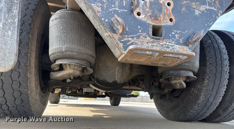 image for item EM8094 2005 International 4300 SBA 4x2 dump truck