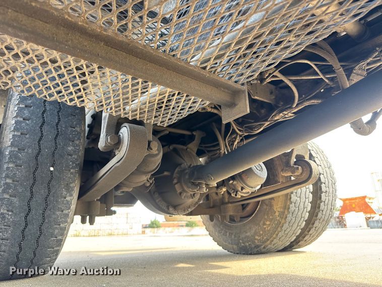 image for item EM8094 2005 International 4300 SBA 4x2 dump truck