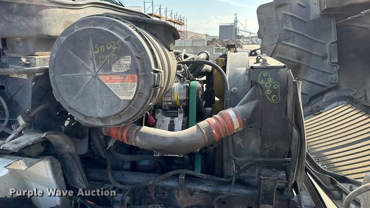 image for item EM8094 2005 International 4300 SBA 4x2 dump truck