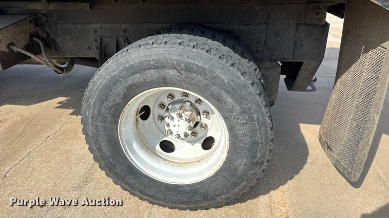 image for item EM8094 2005 International 4300 SBA 4x2 dump truck