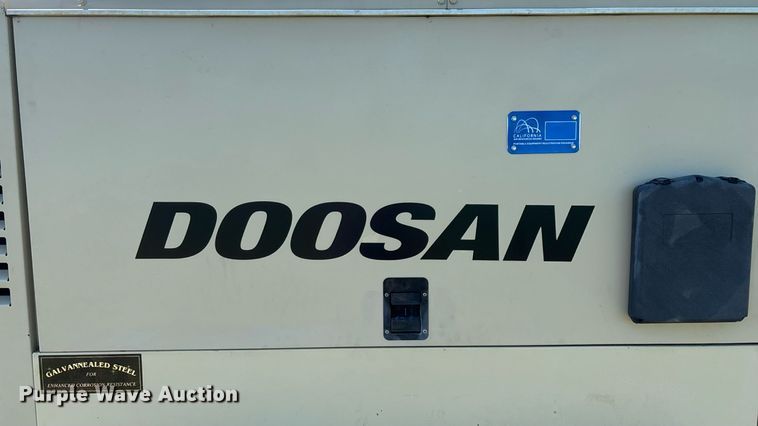 image for item EN3631 2021 Doosan XP825 HP750 air compressor