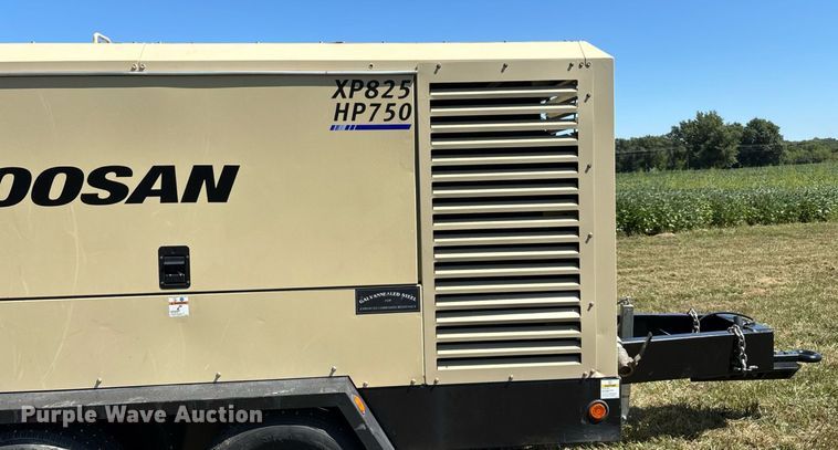 image for item EN3631 2021 Doosan XP825 HP750 air compressor