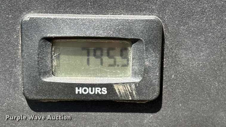 image for item EN3631 2021 Doosan XP825 HP750 air compressor