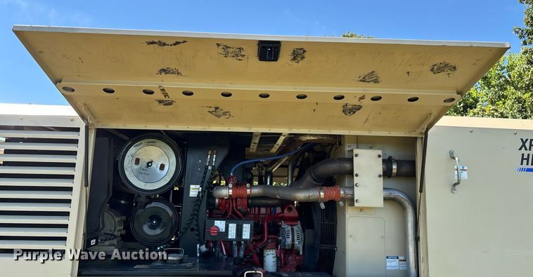 image for item EN3631 2021 Doosan XP825 HP750 air compressor