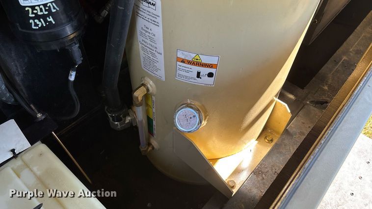 image for item EN3631 2021 Doosan XP825 HP750 air compressor