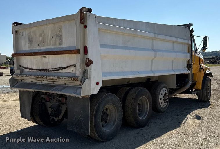 image for item EN3969 2004 Sterling L9500 Series dump truck