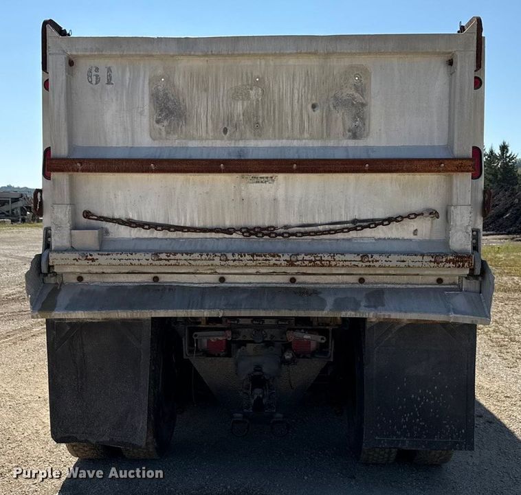 image for item EN3969 2004 Sterling L9500 Series dump truck