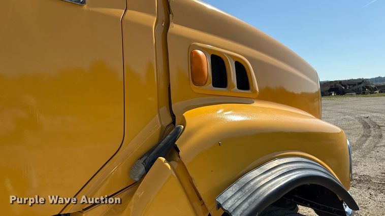 image for item EN3969 2004 Sterling L9500 Series dump truck