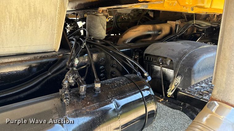 image for item EN3969 2004 Sterling L9500 Series dump truck