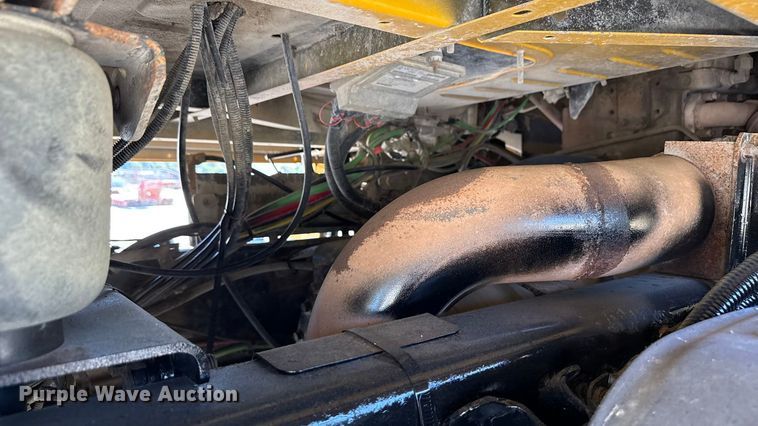 image for item EN3969 2004 Sterling L9500 Series dump truck