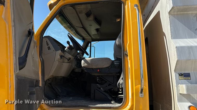 image for item EN3969 2004 Sterling L9500 Series dump truck