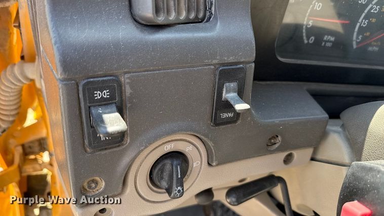 image for item EN3969 2004 Sterling L9500 Series dump truck