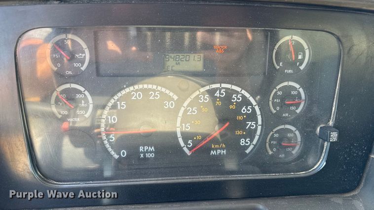 image for item EN3969 2004 Sterling L9500 Series dump truck