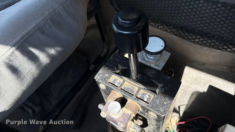 image for item EN3969 2004 Sterling L9500 Series dump truck