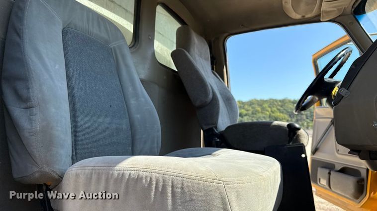 image for item EN3969 2004 Sterling L9500 Series dump truck