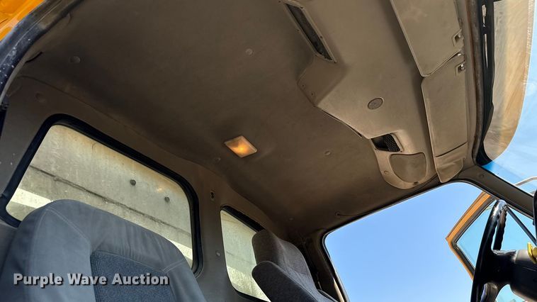 image for item EN3969 2004 Sterling L9500 Series dump truck