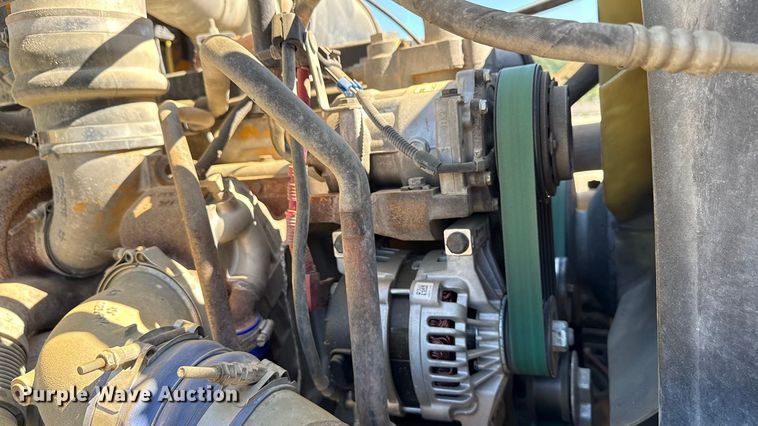 image for item EN3969 2004 Sterling L9500 Series dump truck