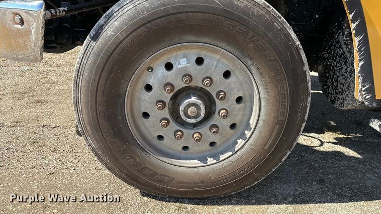 image for item EN3969 2004 Sterling L9500 Series dump truck