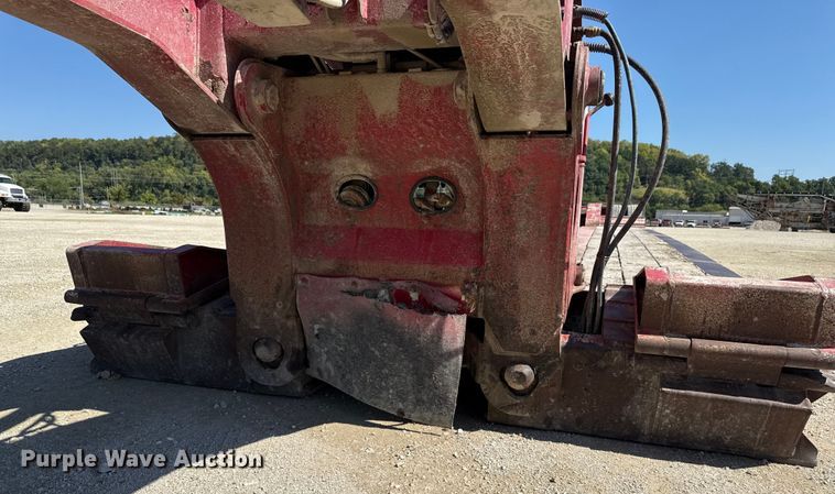 image for item EN3970 2007 Trail King Trail King Industries lowboy equipment trailer