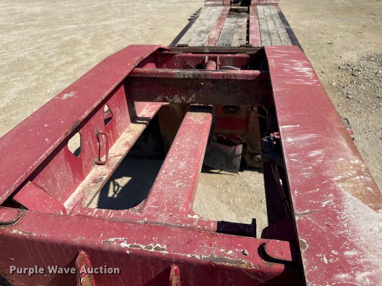 image for item EN3970 2007 Trail King Trail King Industries lowboy equipment trailer