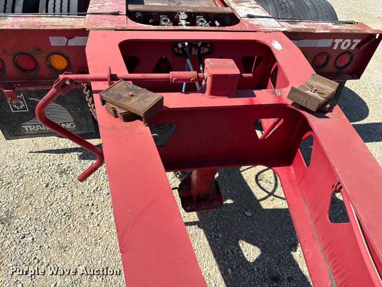 image for item EN3970 2007 Trail King Trail King Industries lowboy equipment trailer